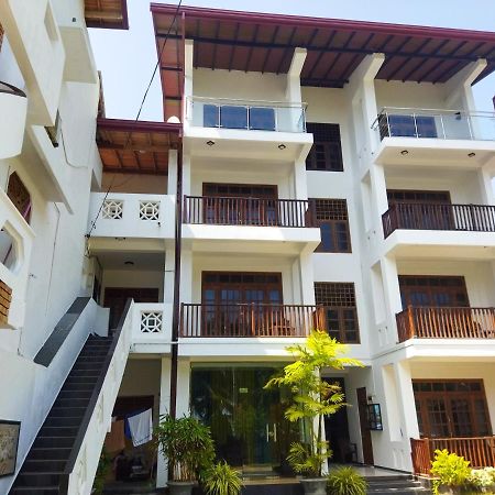 Shanika Beach Inn تانجالي المظهر الخارجي الصورة