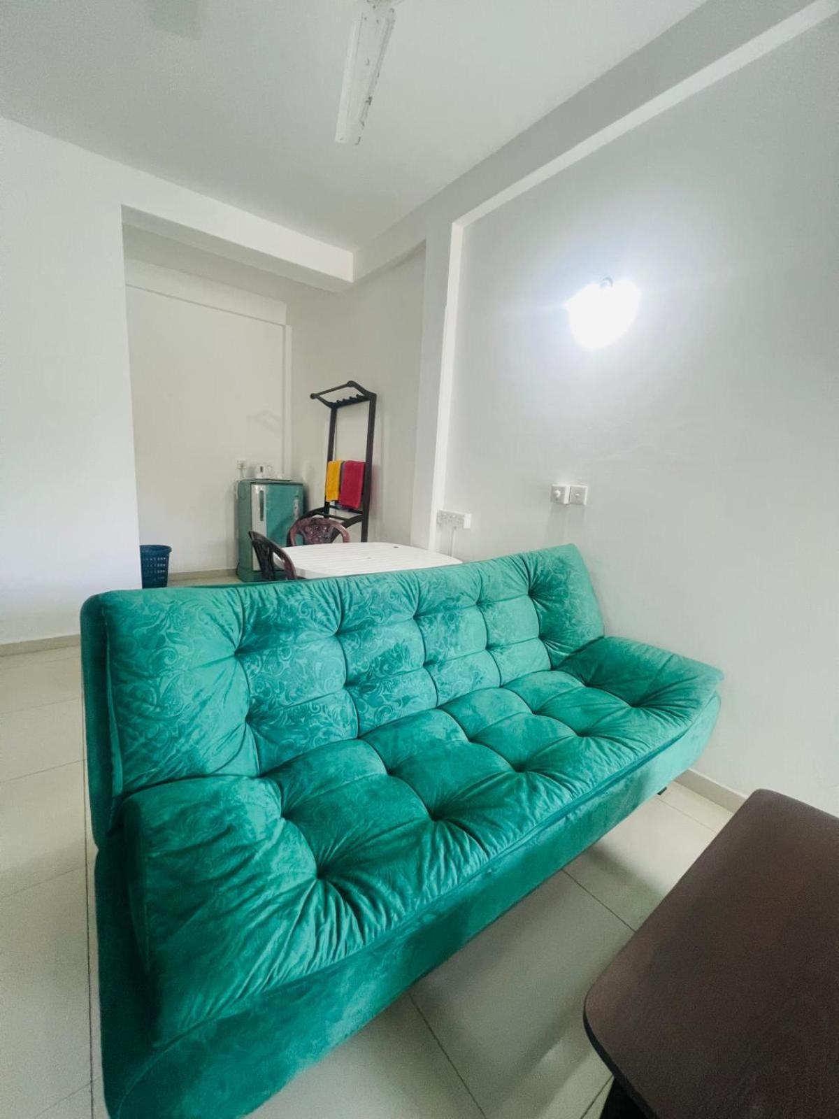 Shanika Beach Inn تانجالي المظهر الخارجي الصورة