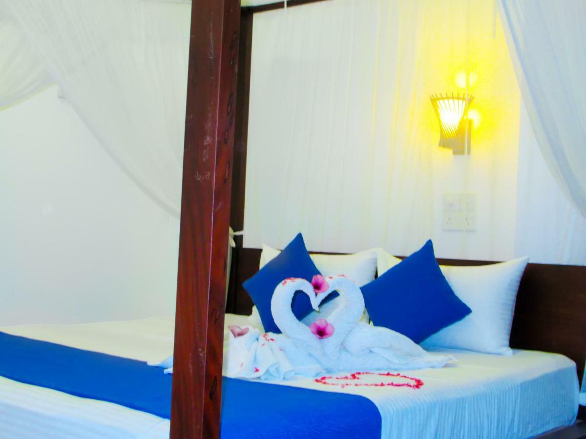 Shanika Beach Inn تانجالي المظهر الخارجي الصورة
