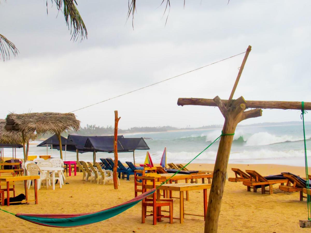 Shanika Beach Inn تانجالي المظهر الخارجي الصورة
